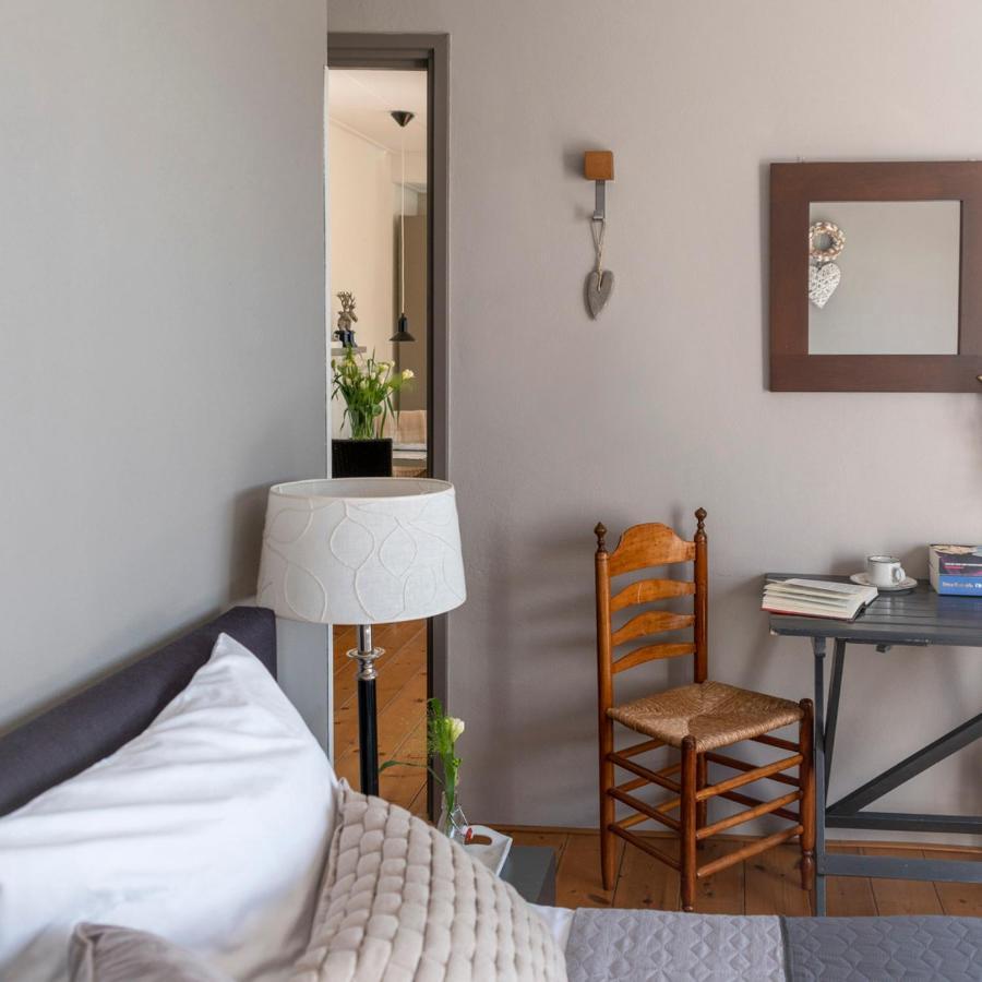 D'Ouwe Stal Bed & Breakfast Axel ภายนอก รูปภาพ