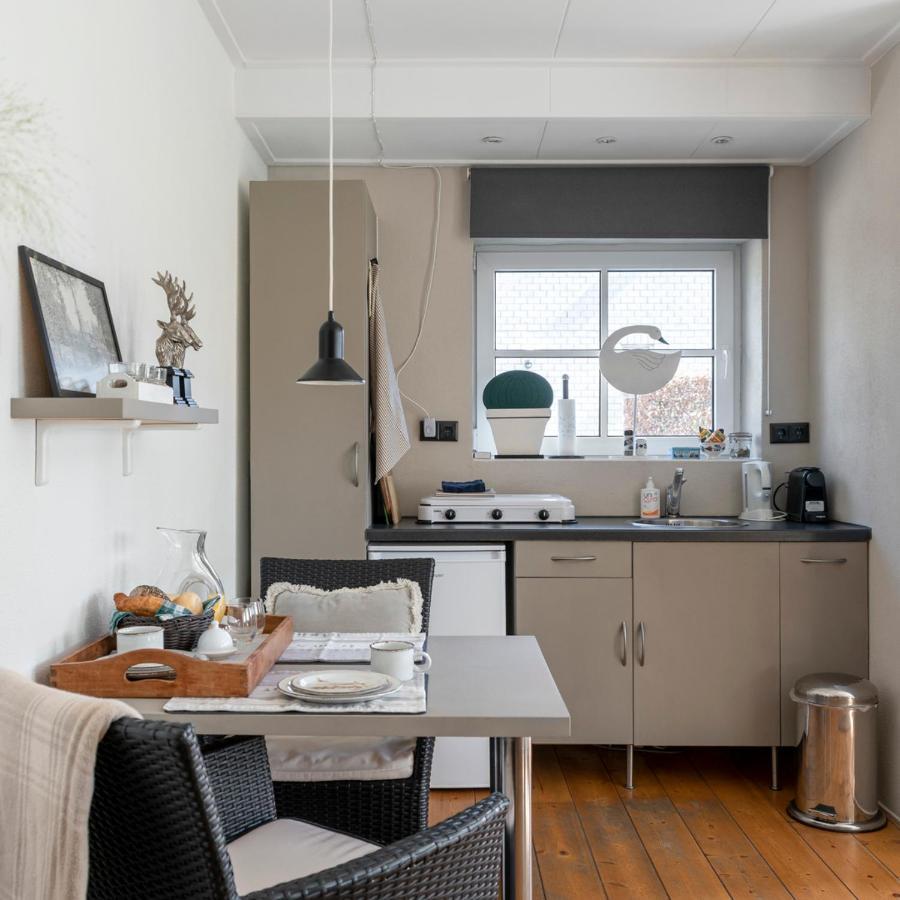 D'Ouwe Stal Bed & Breakfast Axel ภายนอก รูปภาพ