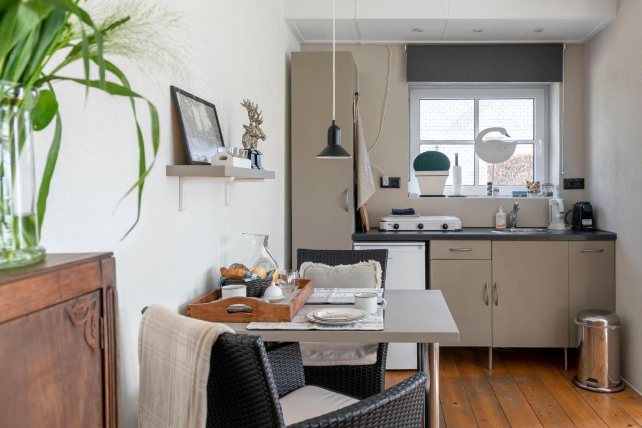 D'Ouwe Stal Bed & Breakfast Axel ภายนอก รูปภาพ
